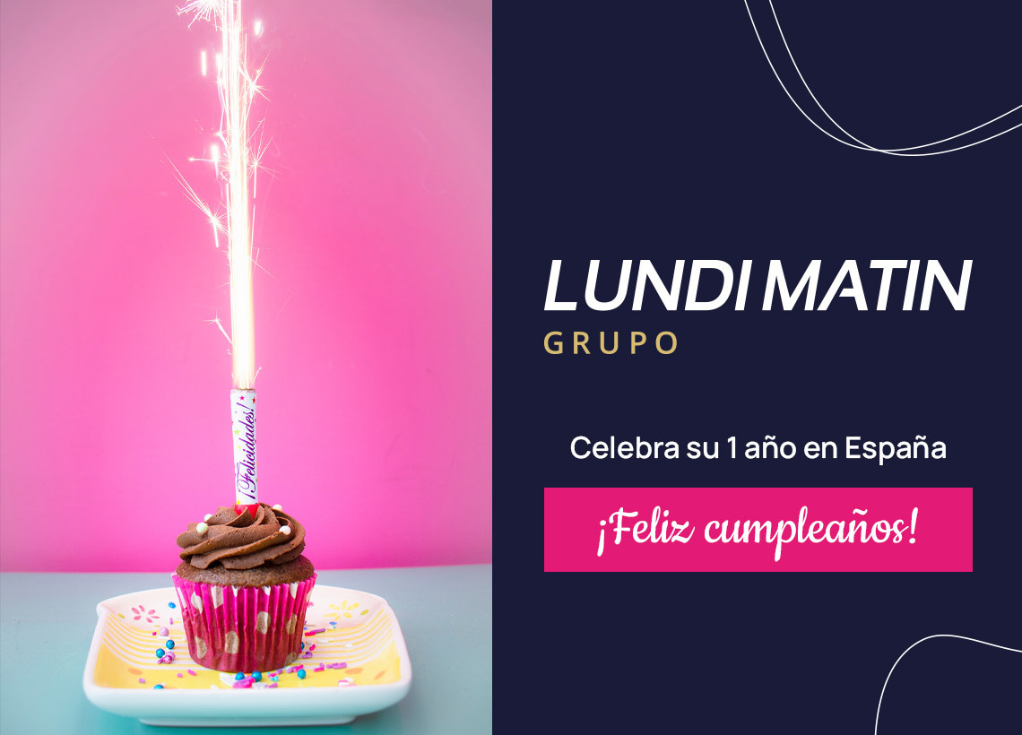 Pastelito con vela de celebración del primer año del Grupo LUNDI MATIN España